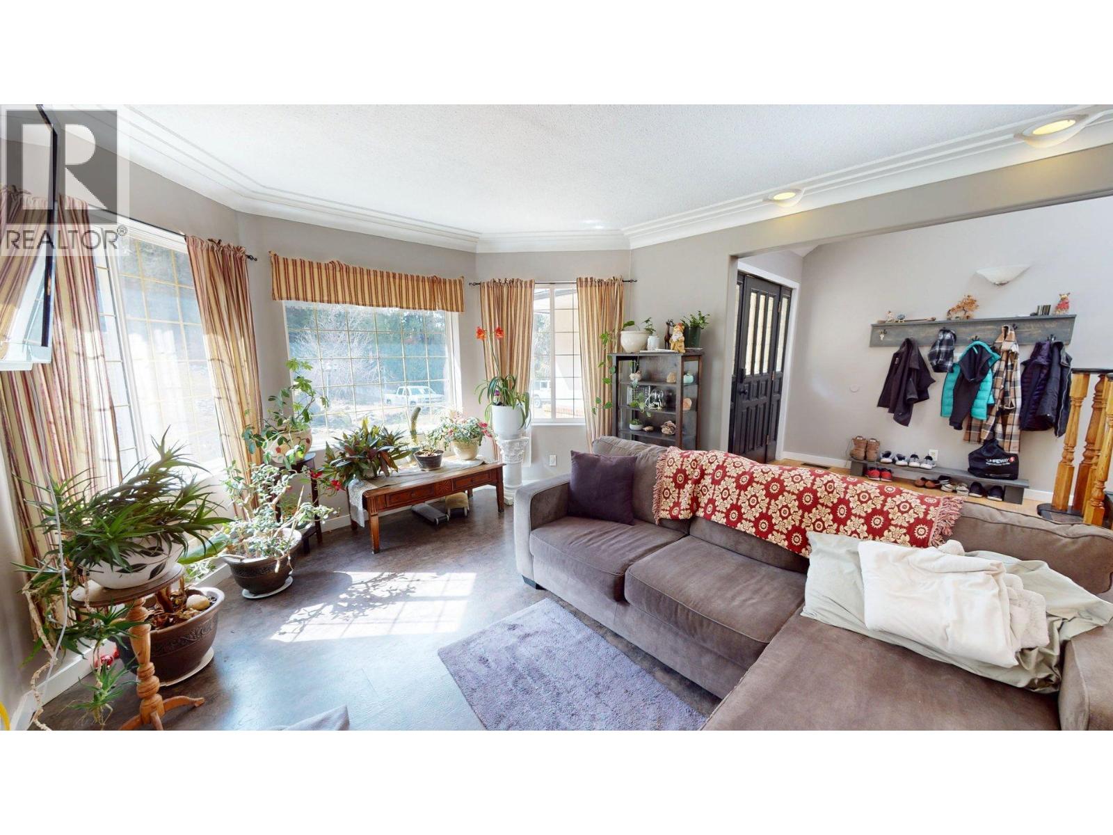 2300 Old Salmo Road - 7