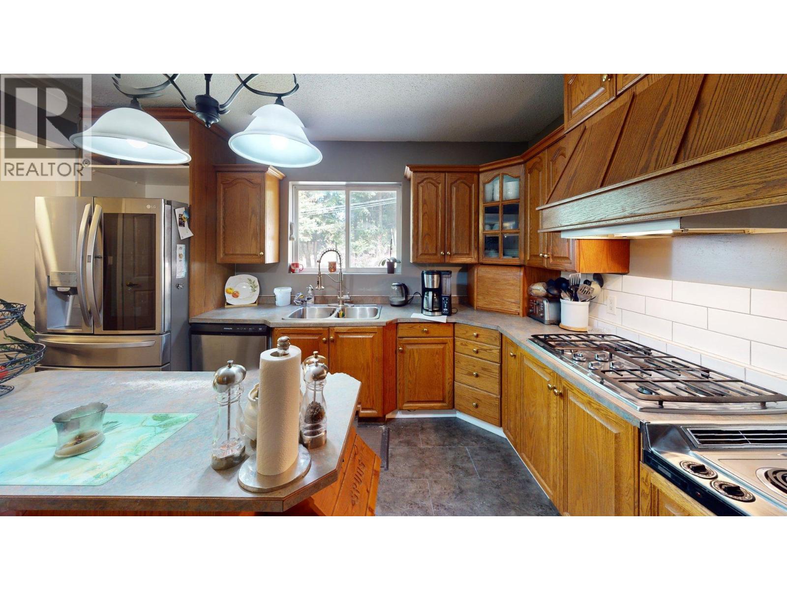 2300 Old Salmo Road - 13