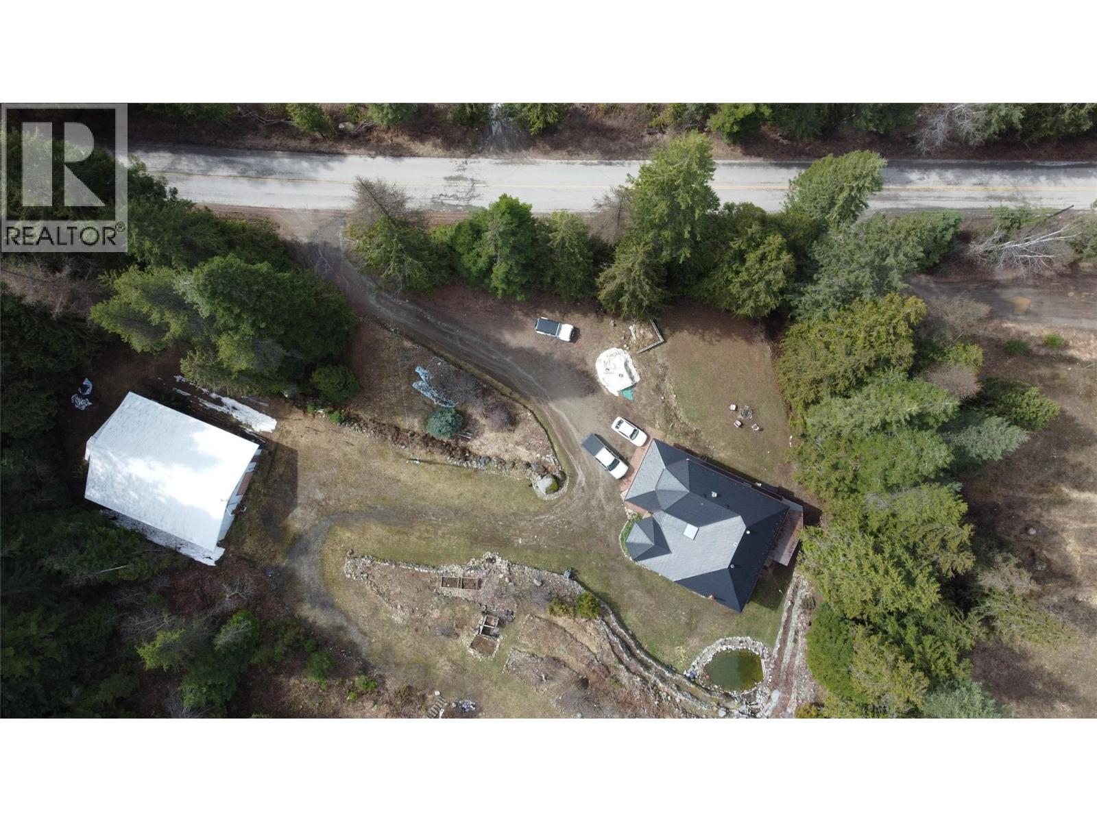 2300 OLD SALMO ROAD - 84