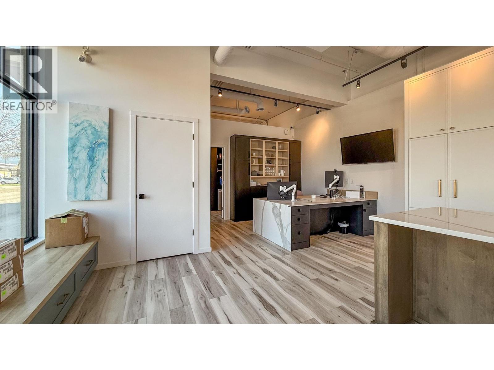 103 1810 Gordon Drive, Kelowna