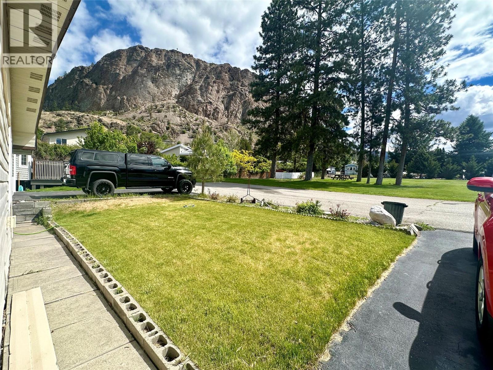 #D30 4505 MCLEAN CREEK ROAD - 28