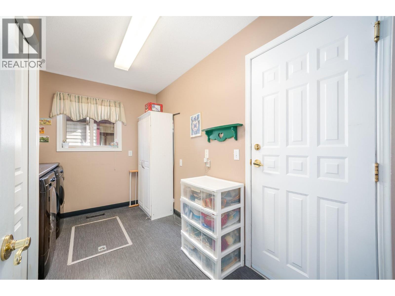 #118 550 Yates Road - 38