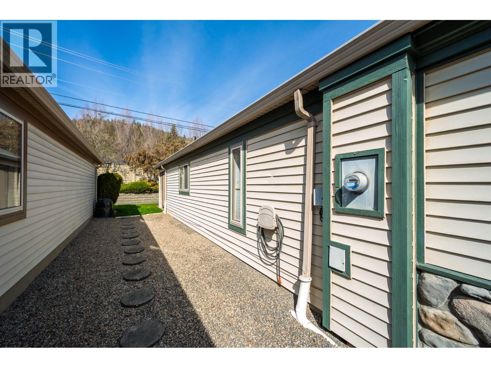 #118 550 Yates Road - 47