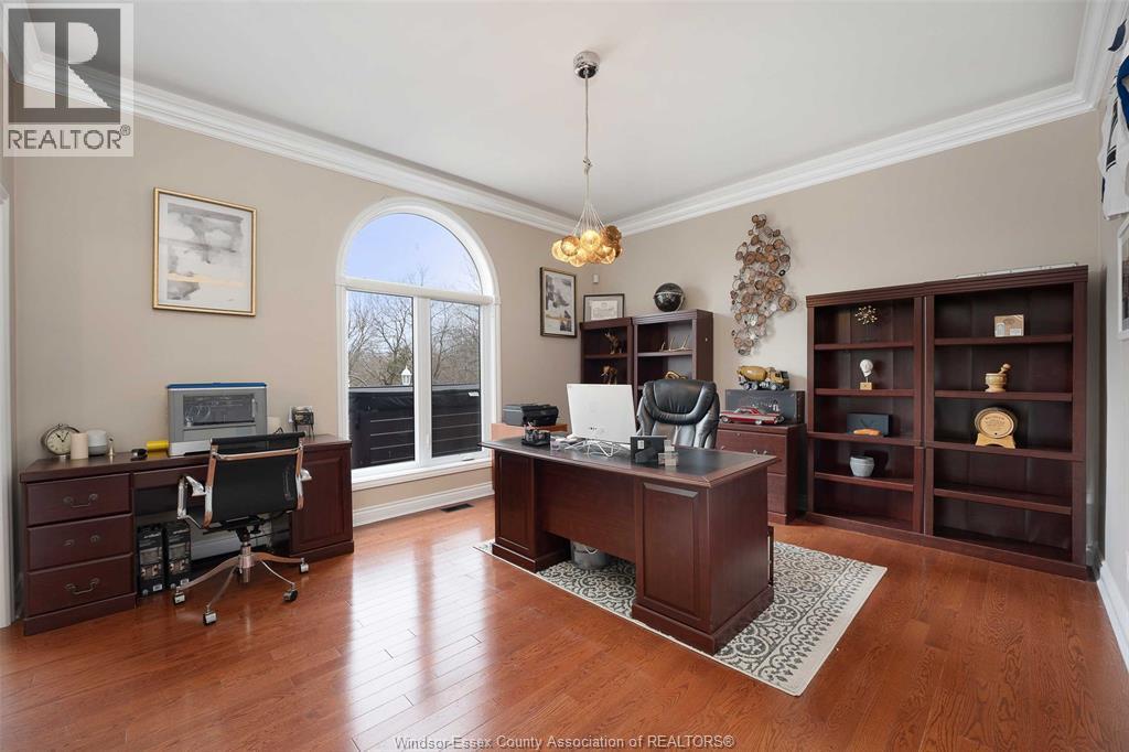 7566 HOWARD AVENUE - 6