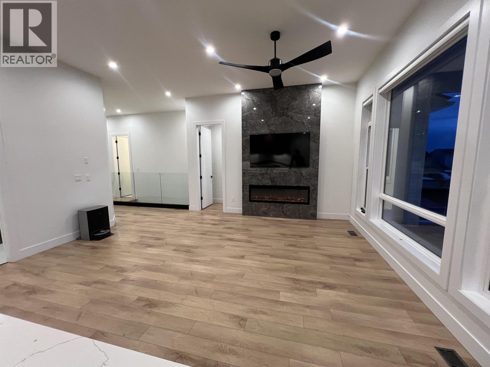 10512 109A STREET - 24