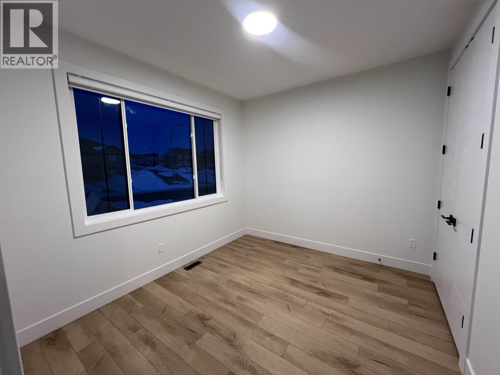 10512 109A STREET - 8