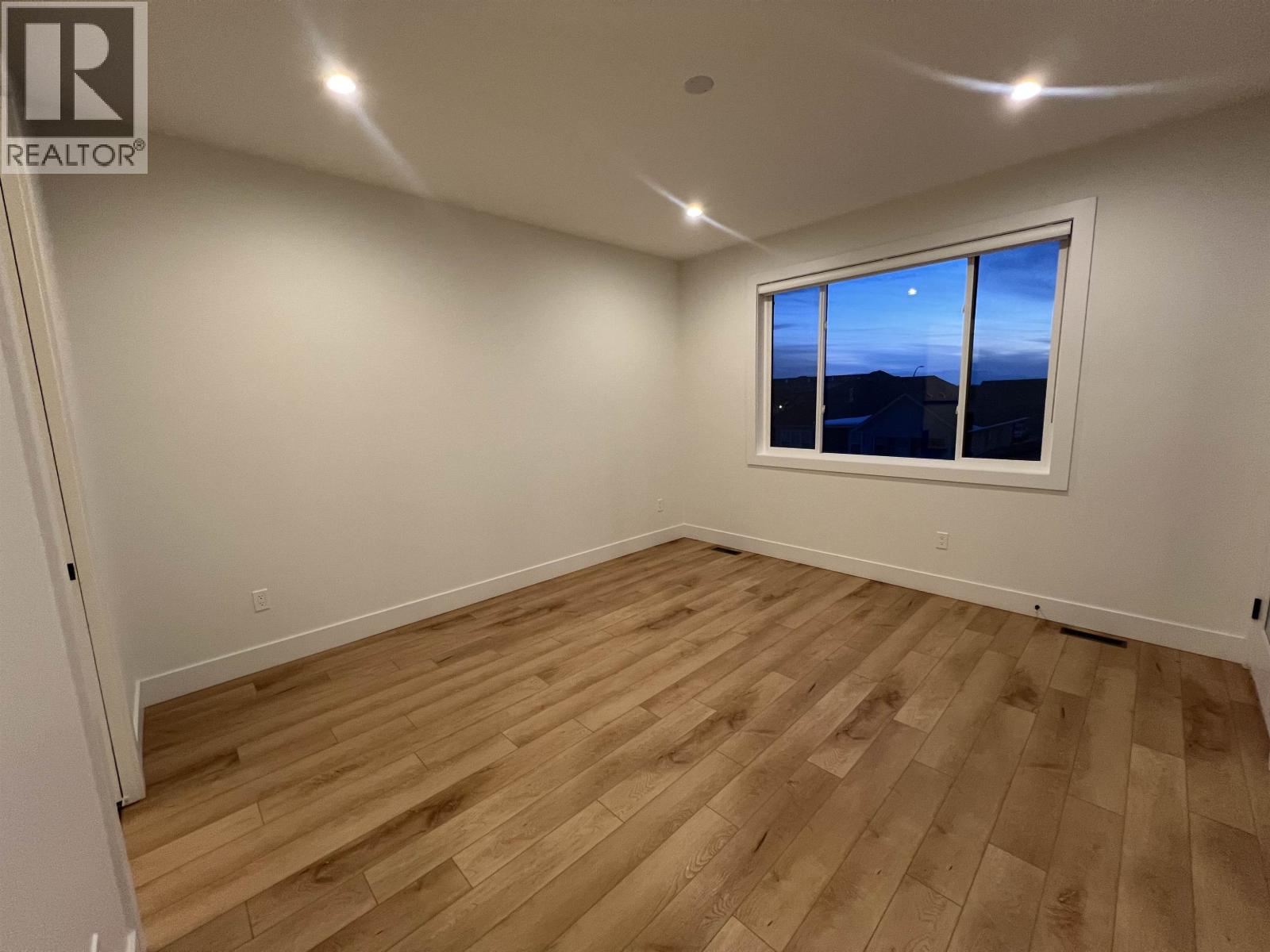 10512 109A STREET - 16