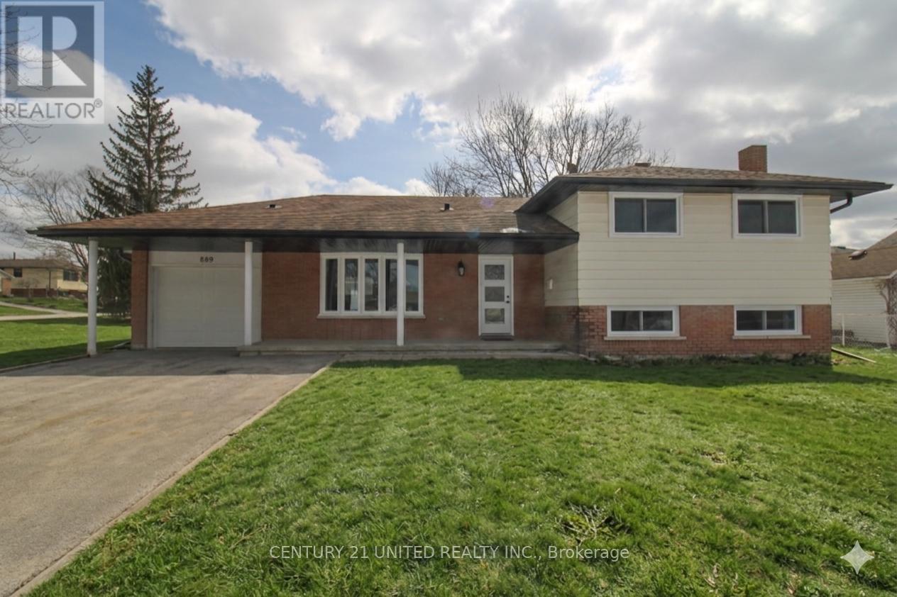 A - 889 SYDENHAM ROAD