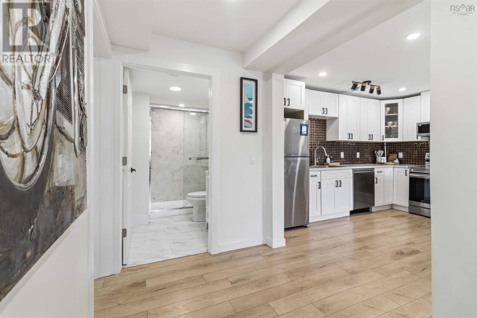 Property 46 of 49 of 6 Riverwood Drive