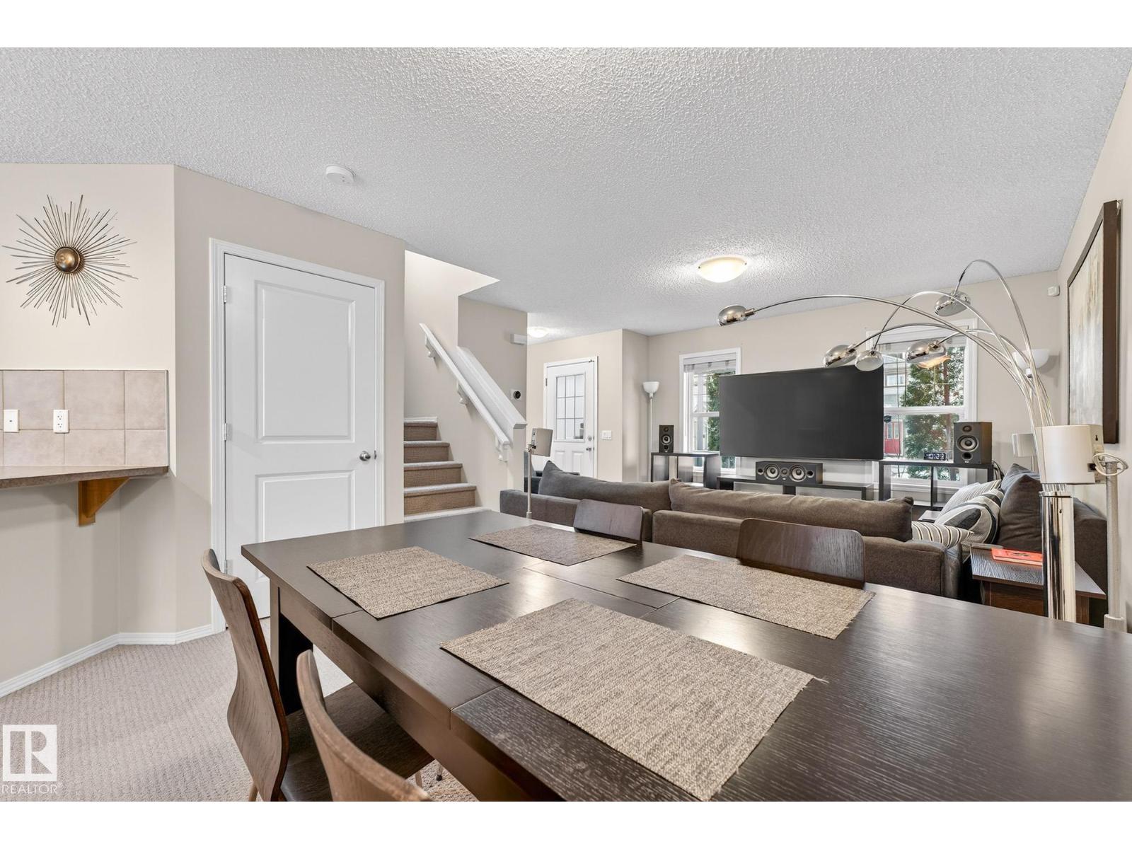 219 60 ST SW, Edmonton