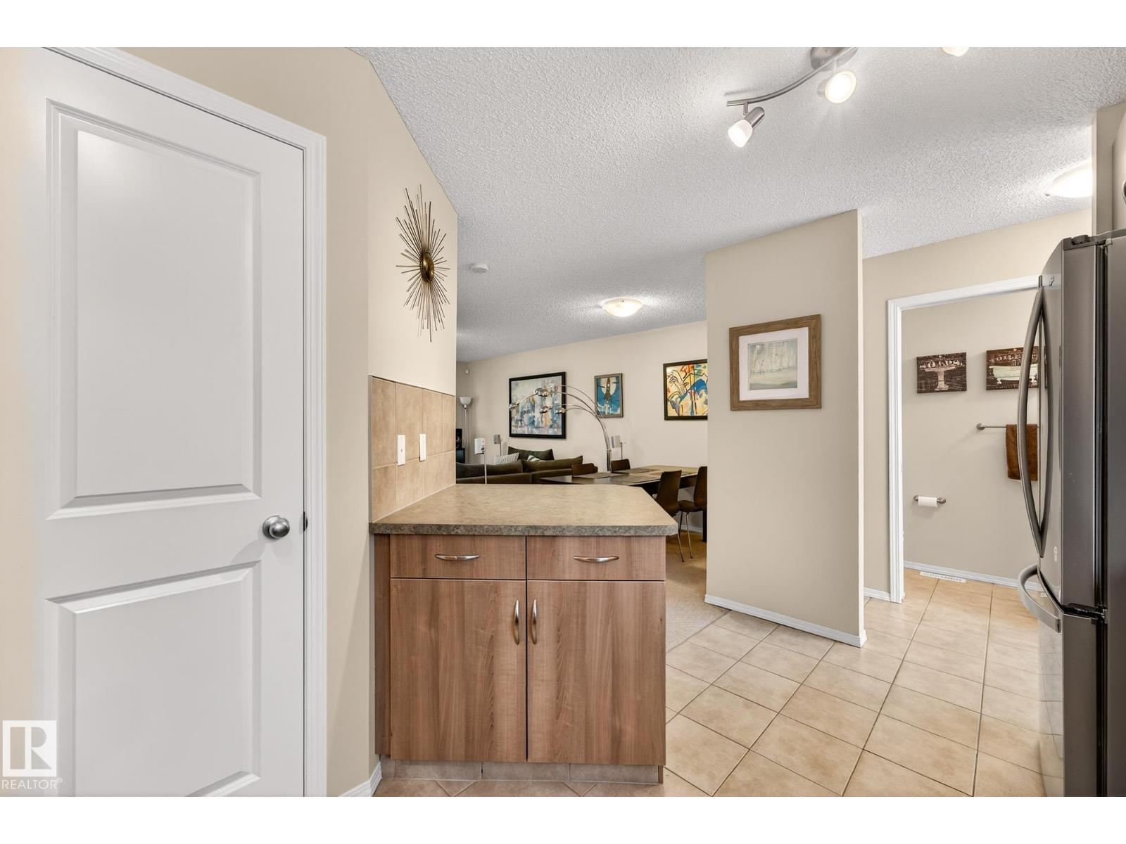 219 60 ST SW, Edmonton