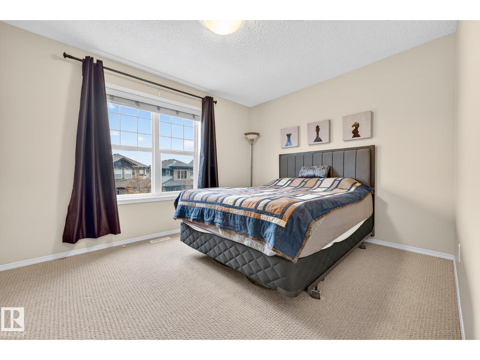 219 60 ST SW, Edmonton