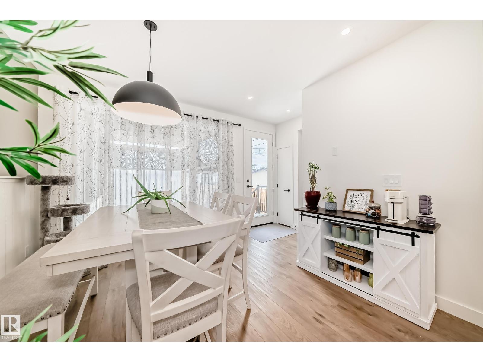 10936 117 ST NW, Edmonton