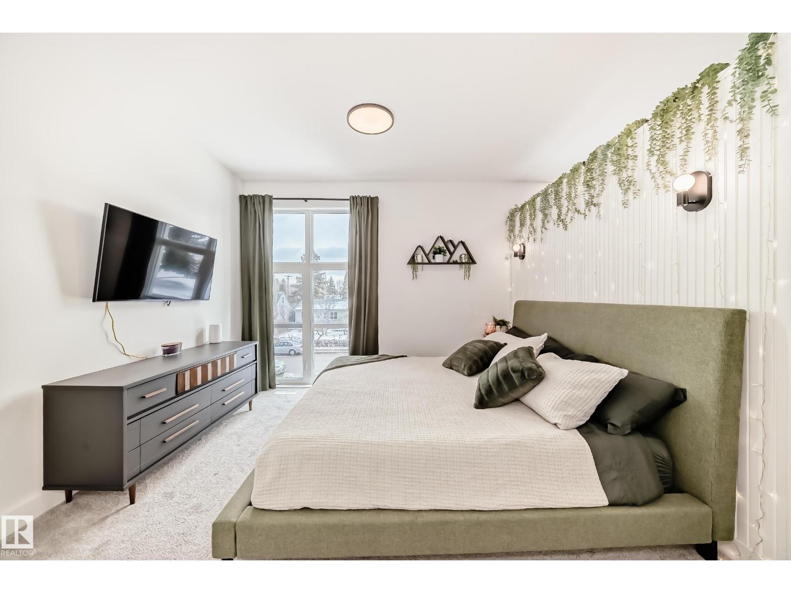 10936 117 ST NW, Edmonton