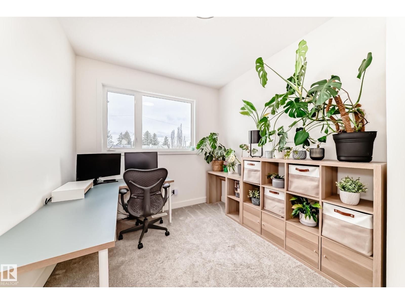 10936 117 ST NW, Edmonton