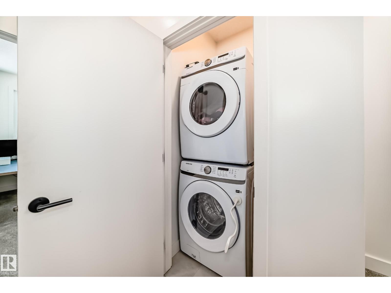 10936 117 ST NW, Edmonton