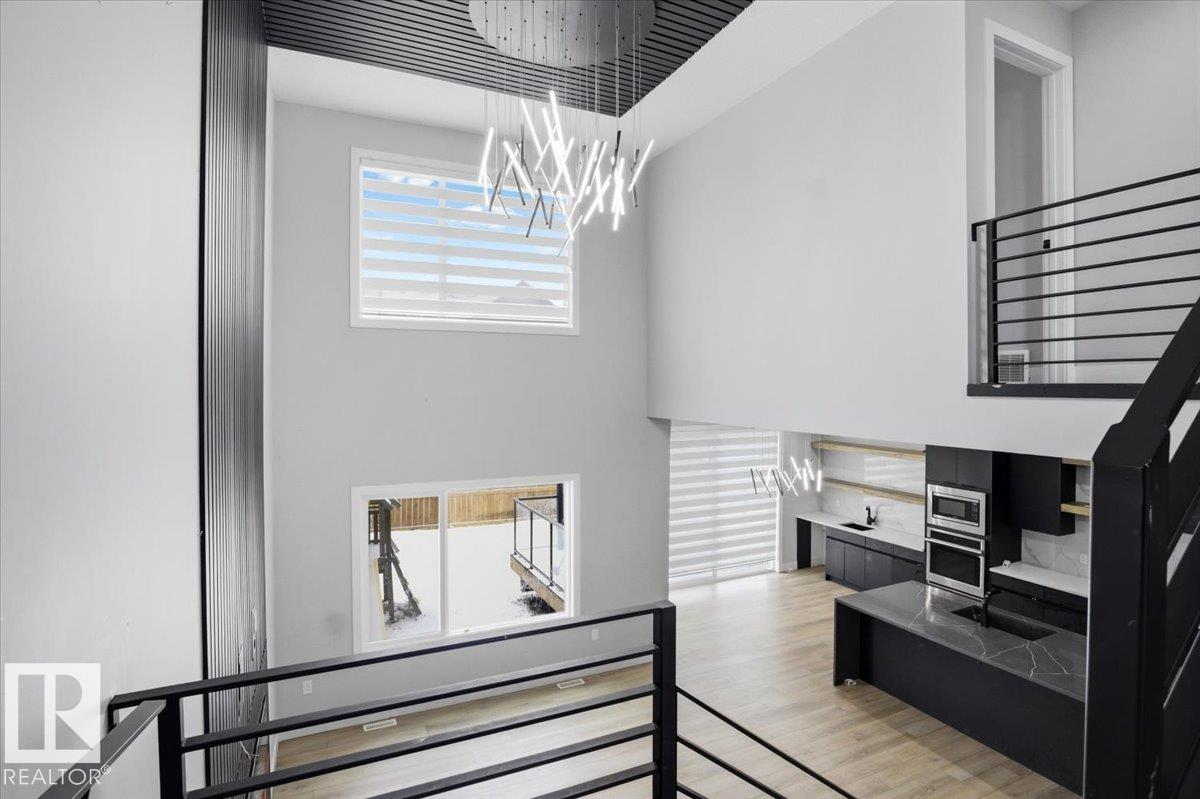 6911 173 AV NW NW - 20