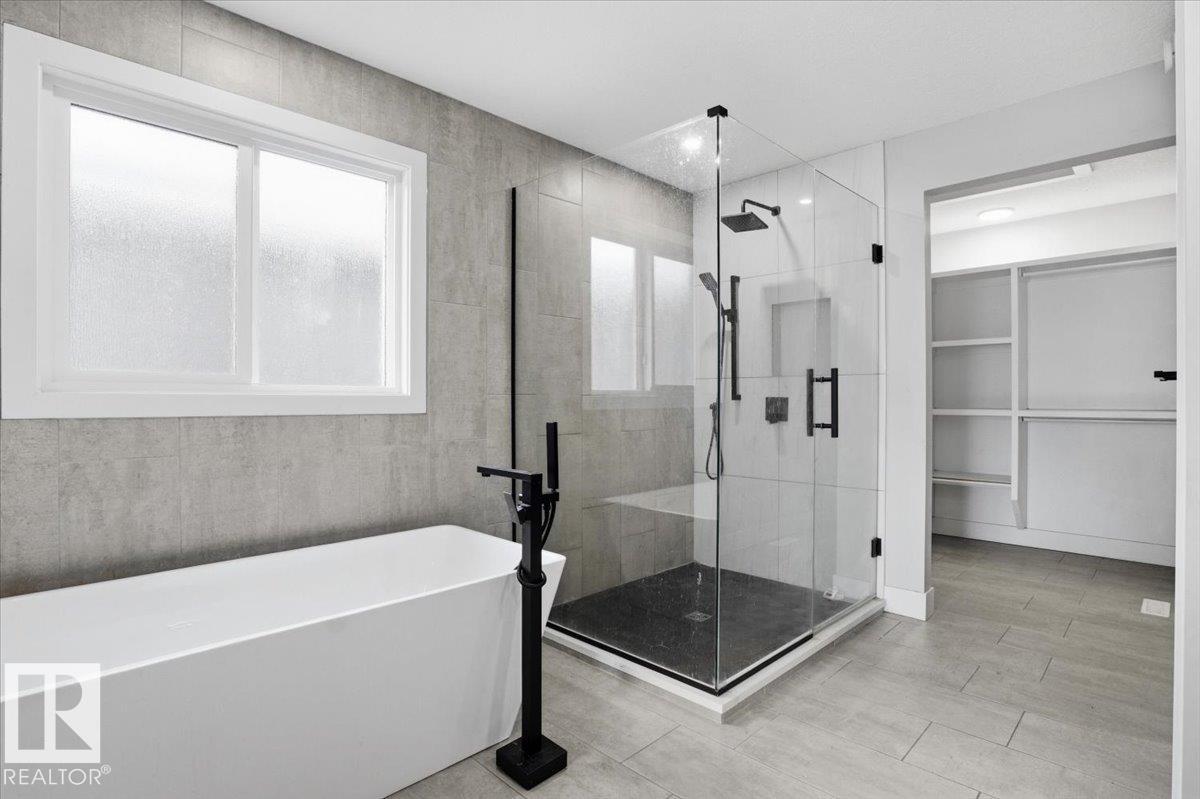6911 173 AV NW NW - 28