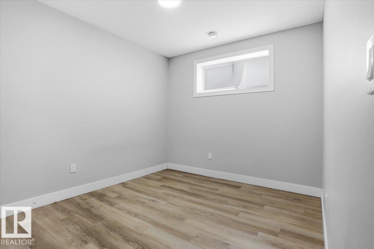 6911 173 AV NW NW - 41