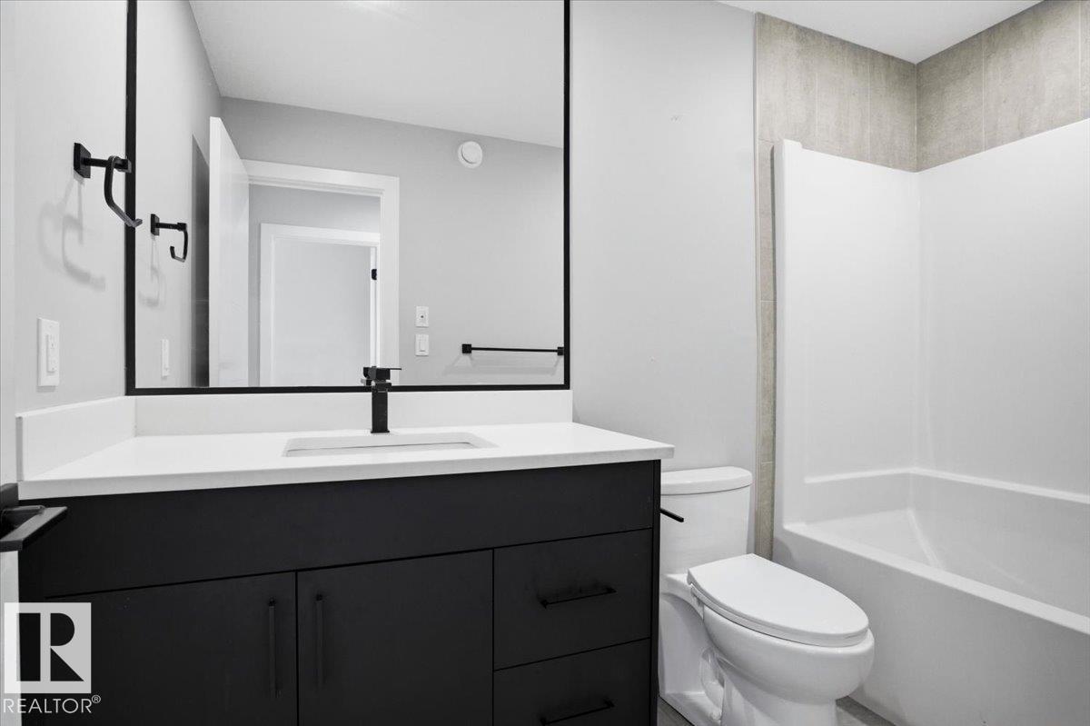 6911 173 AV NW NW - 42