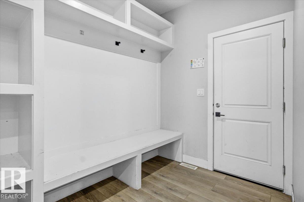 6911 173 AV NW NW - 6
