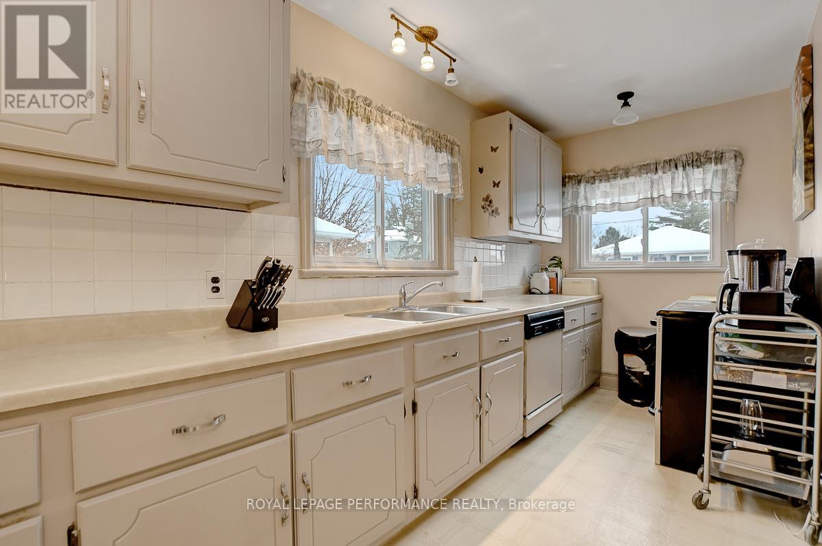 103 GLYNN AVENUE — photo 9