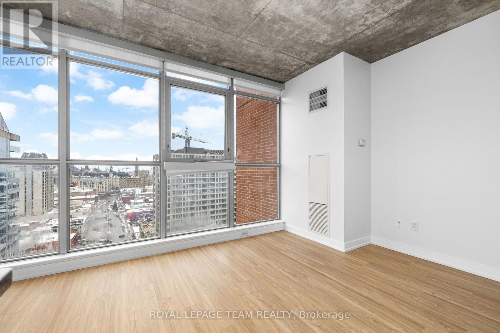 #2106 179 GEORGE STREET - 17