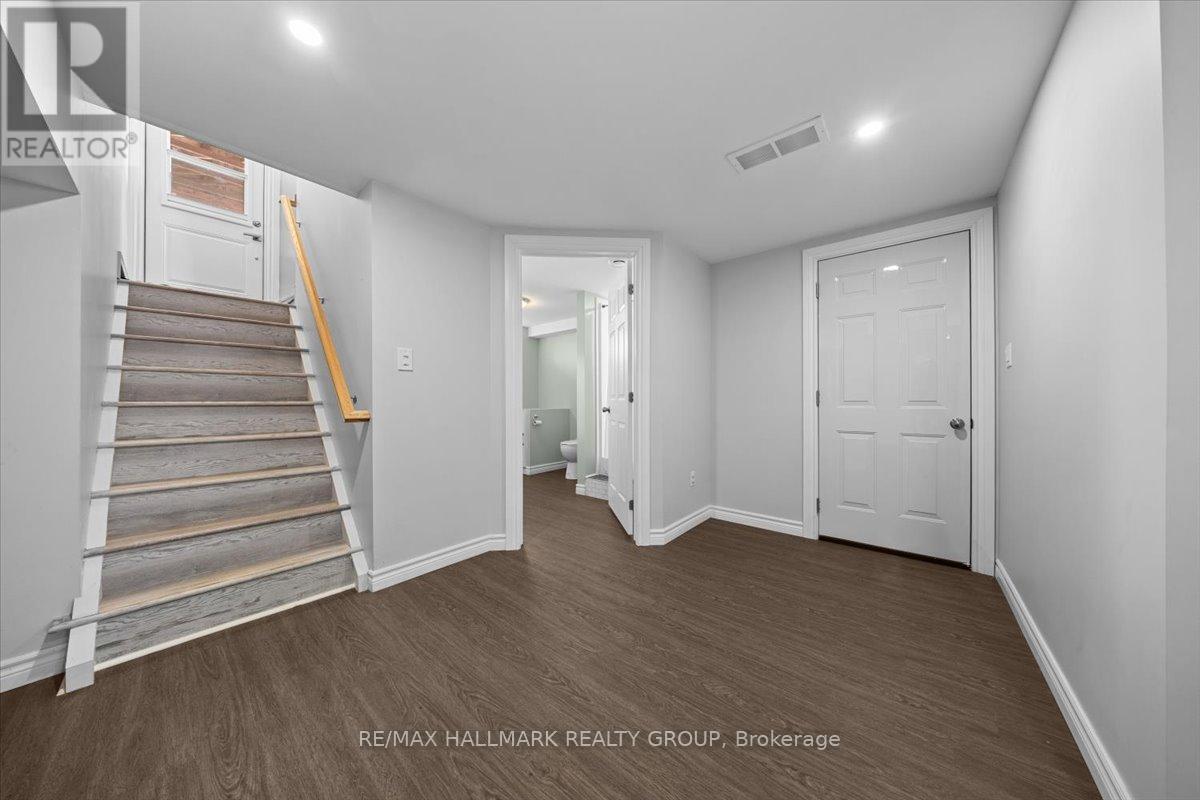 66 BROADVIEW AVENUE E - 28