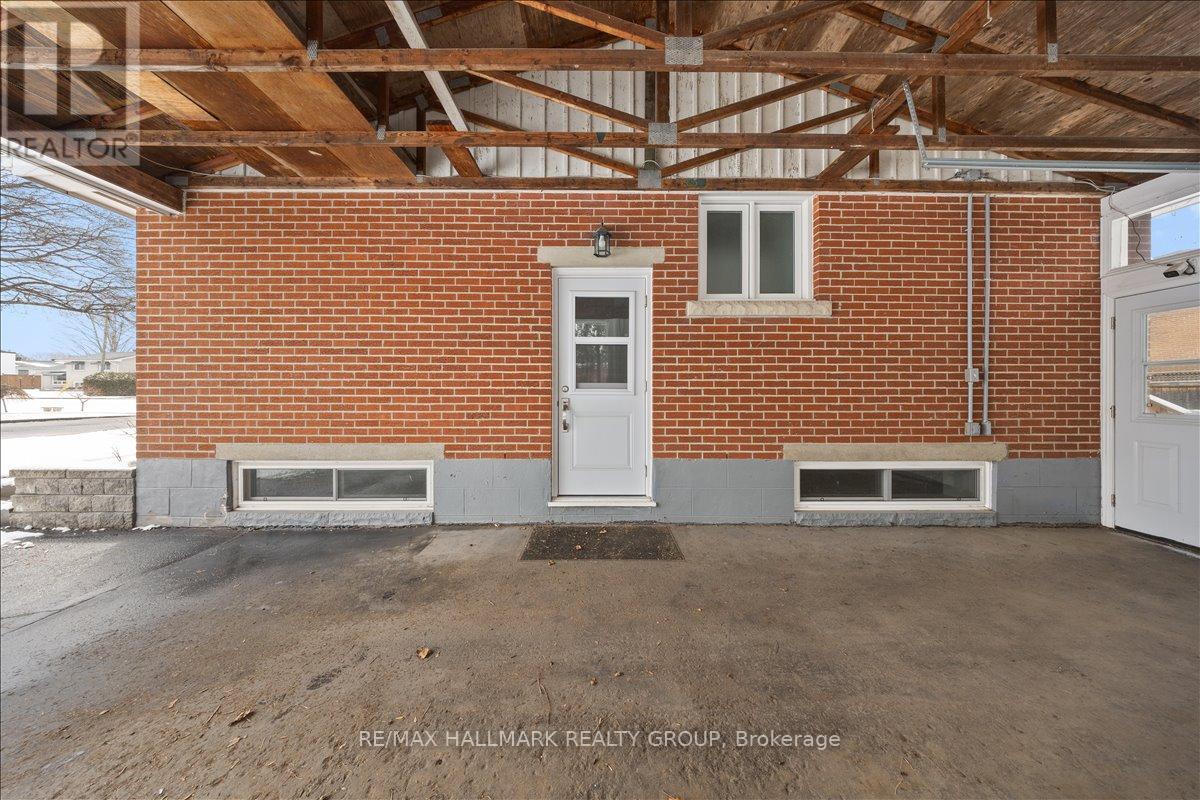 66 BROADVIEW AVENUE E - 38