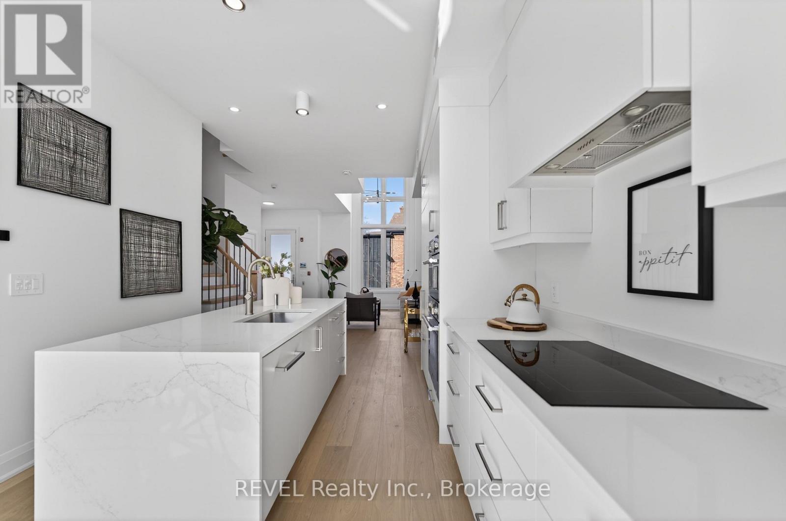 #10 1397 YORK ROAD - 11