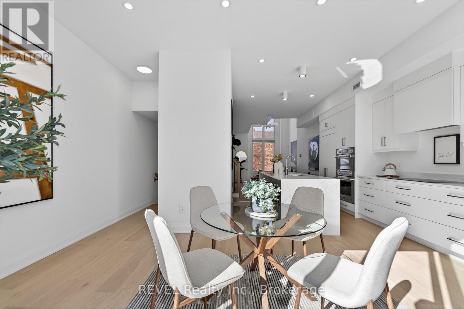 #10 1397 YORK ROAD - 15