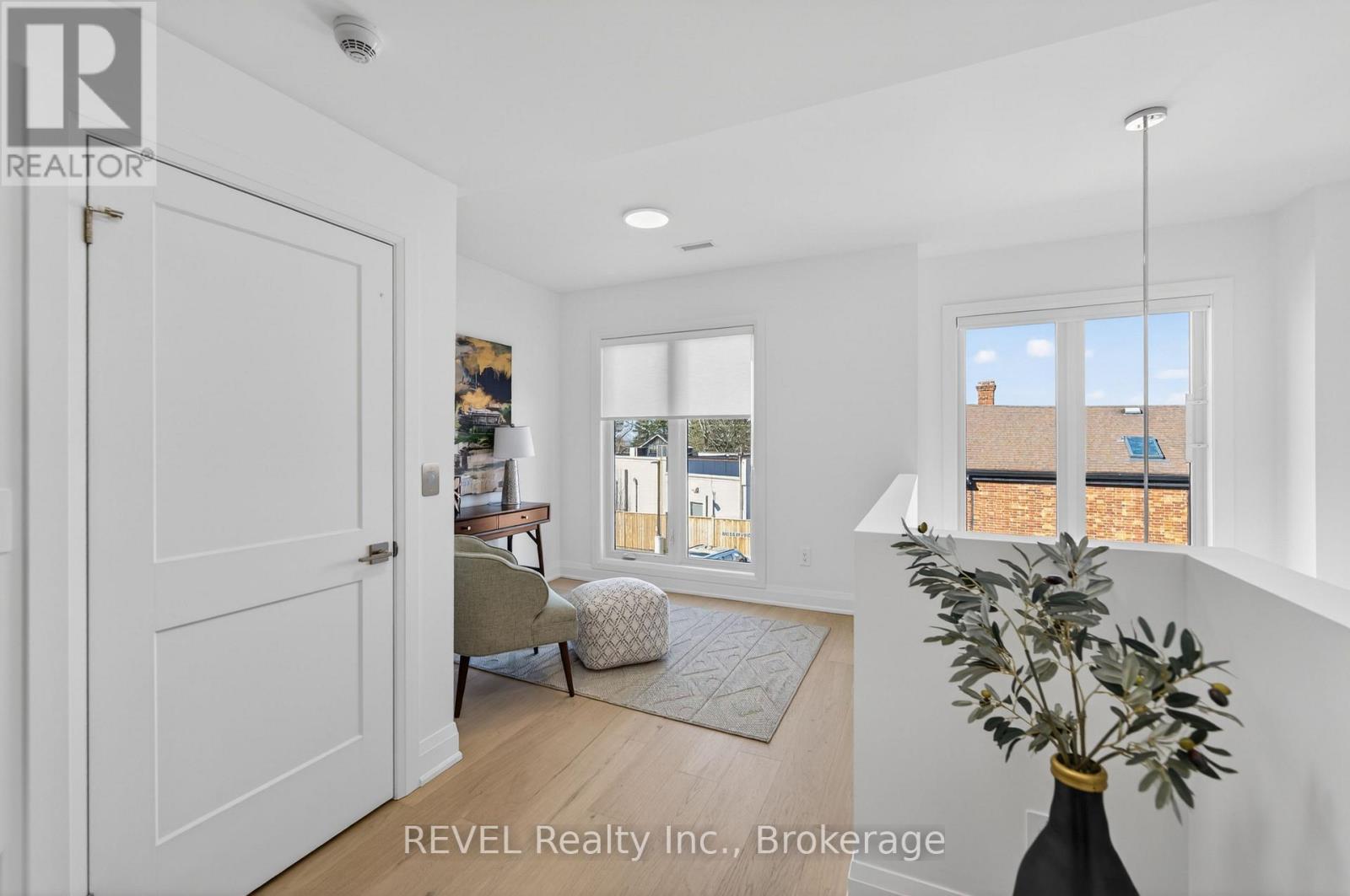 #10 1397 YORK ROAD - 19