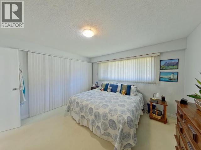 3845 QUADRA AVE - 16