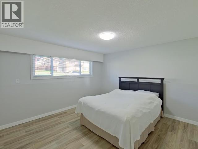 3845 QUADRA AVE - 18