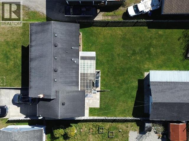 3845 QUADRA AVE - 38