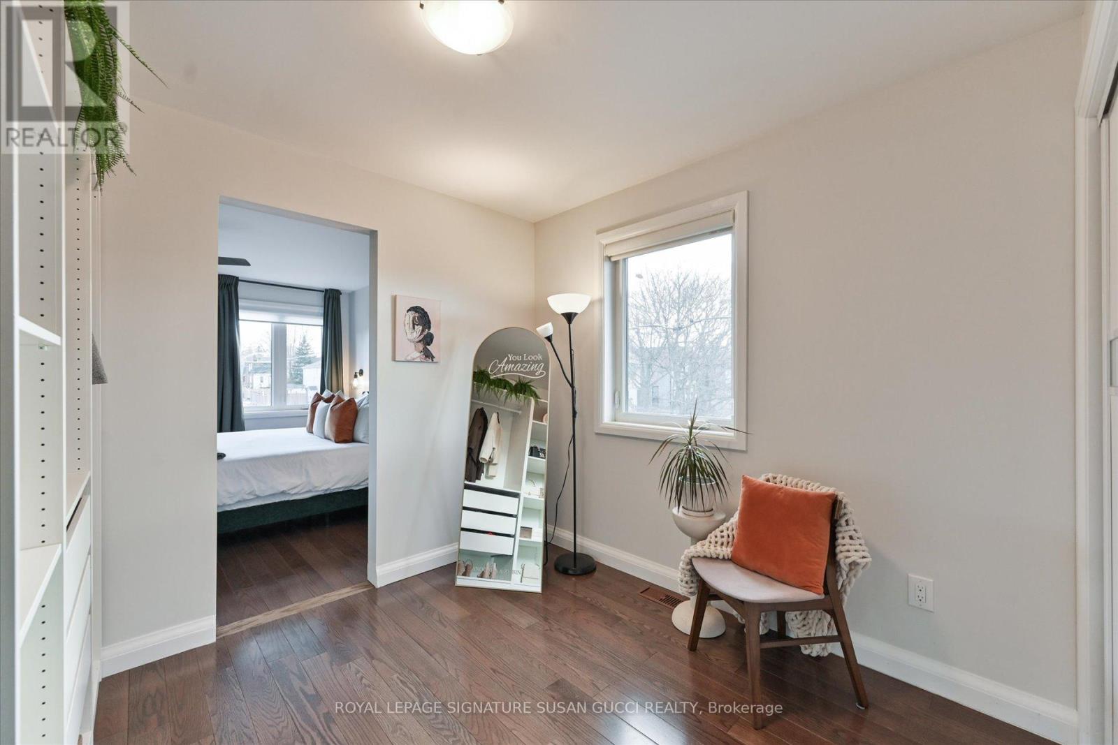 811 COSBURN AVENUE - 29