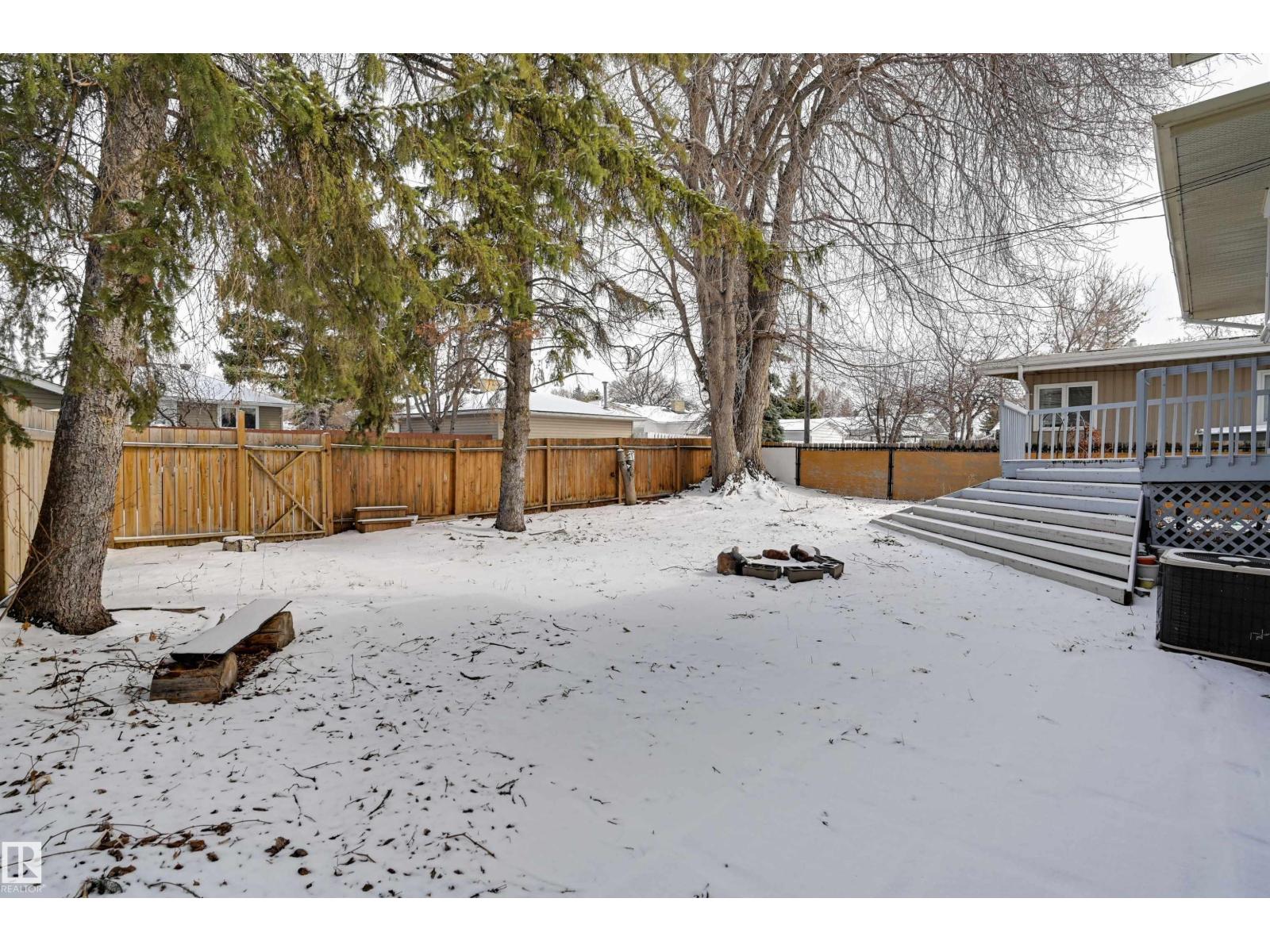 15914 92A AV NW, Edmonton