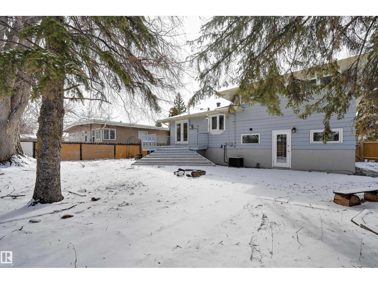 15914 92A AV NW, Edmonton