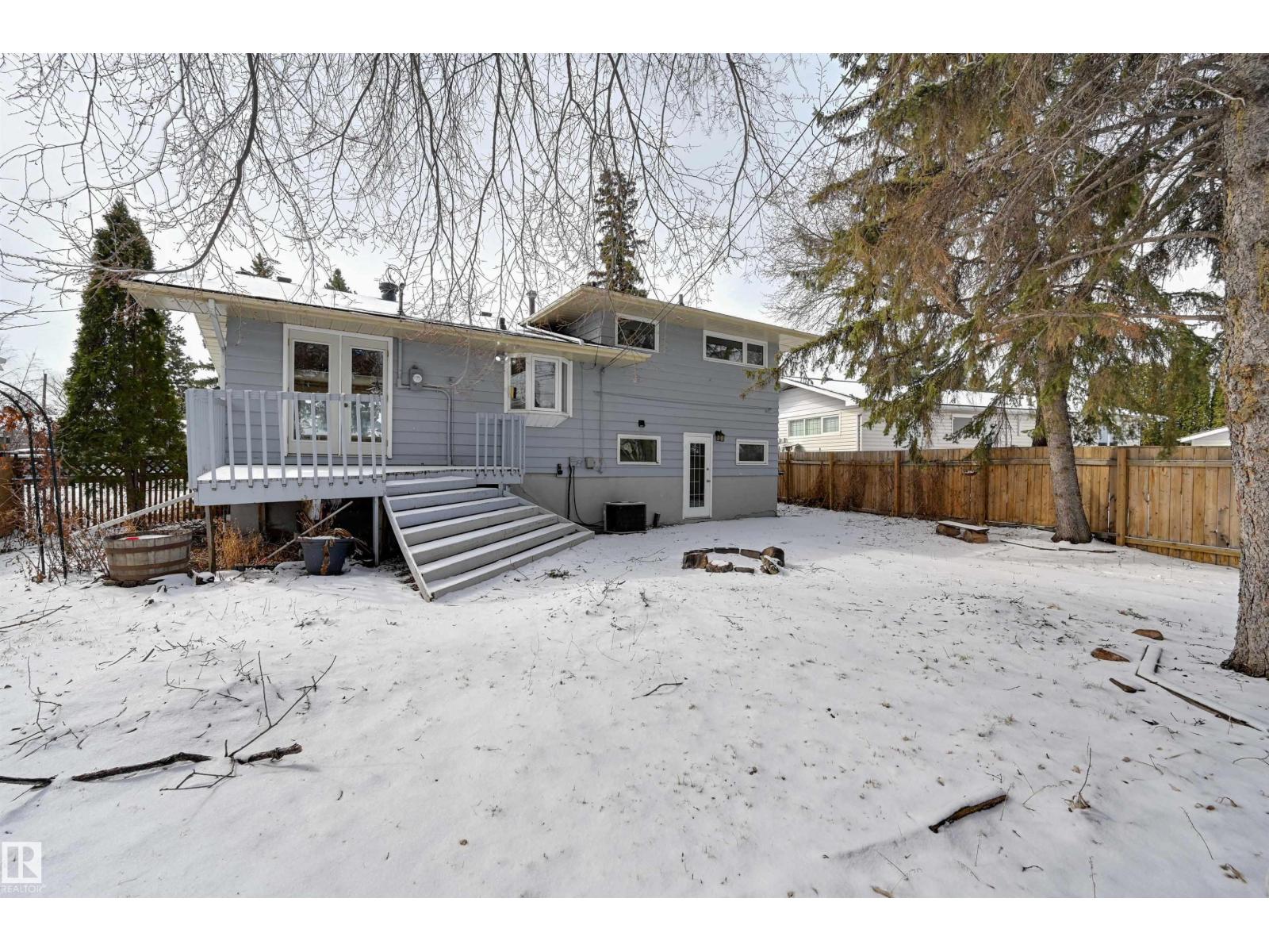 15914 92A AV NW, Edmonton