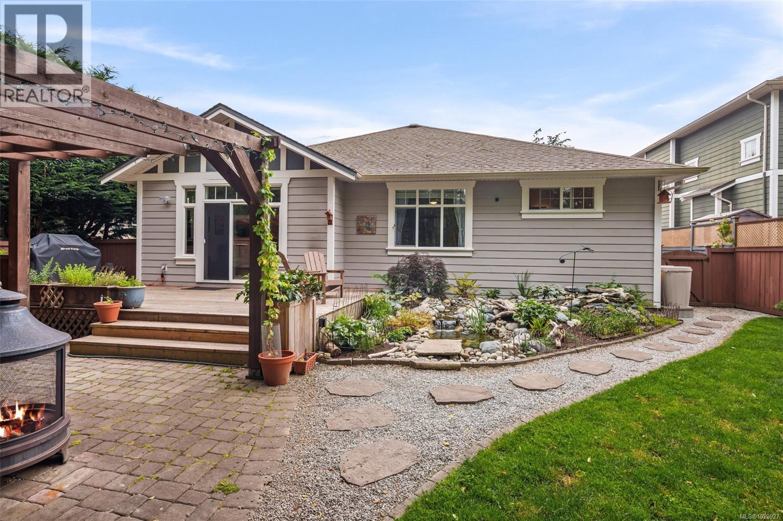 2393 POPLAR DR - Image 3