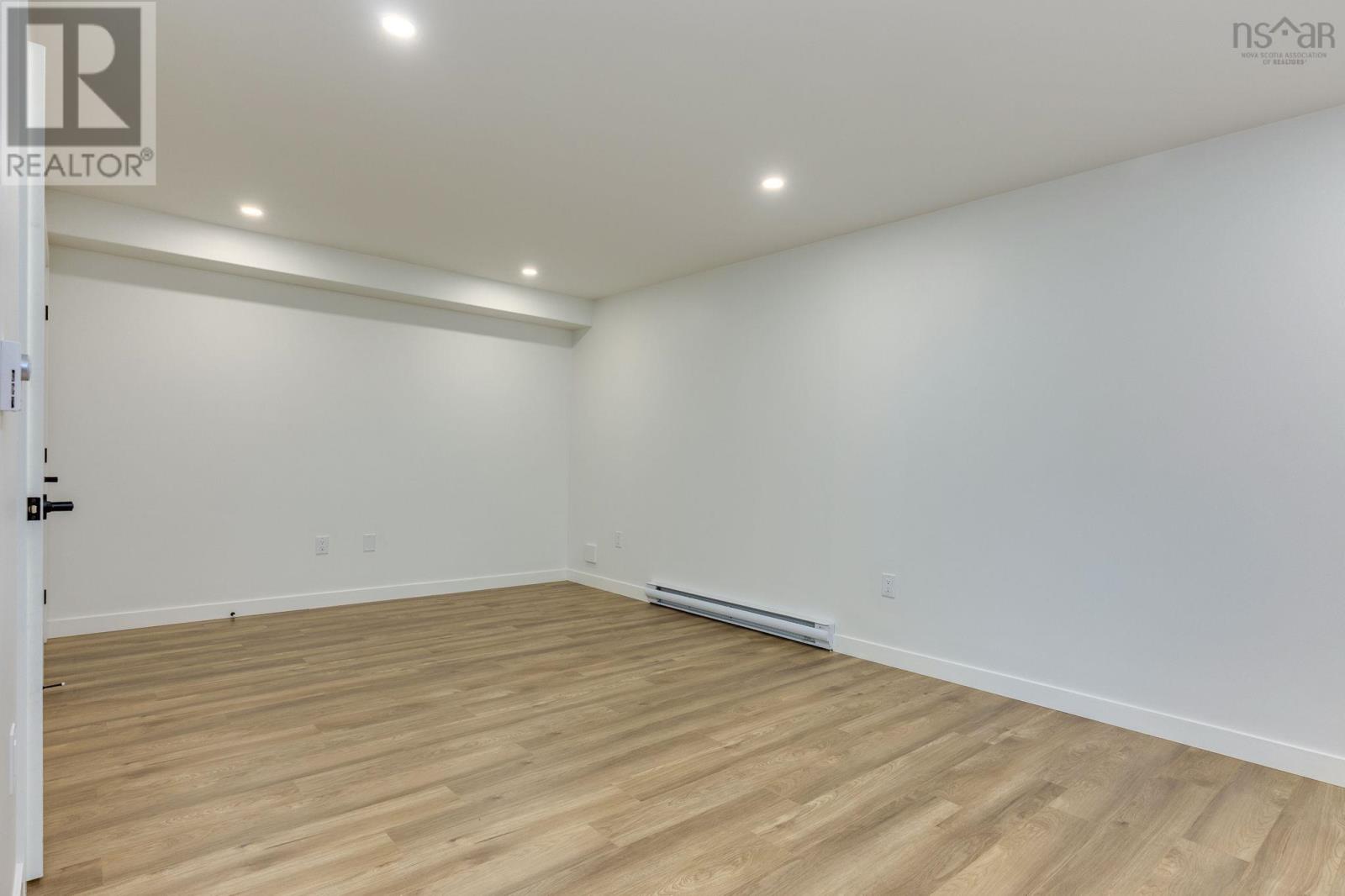 Property 33 of 44 of SMD-3B 28 Simona Drive