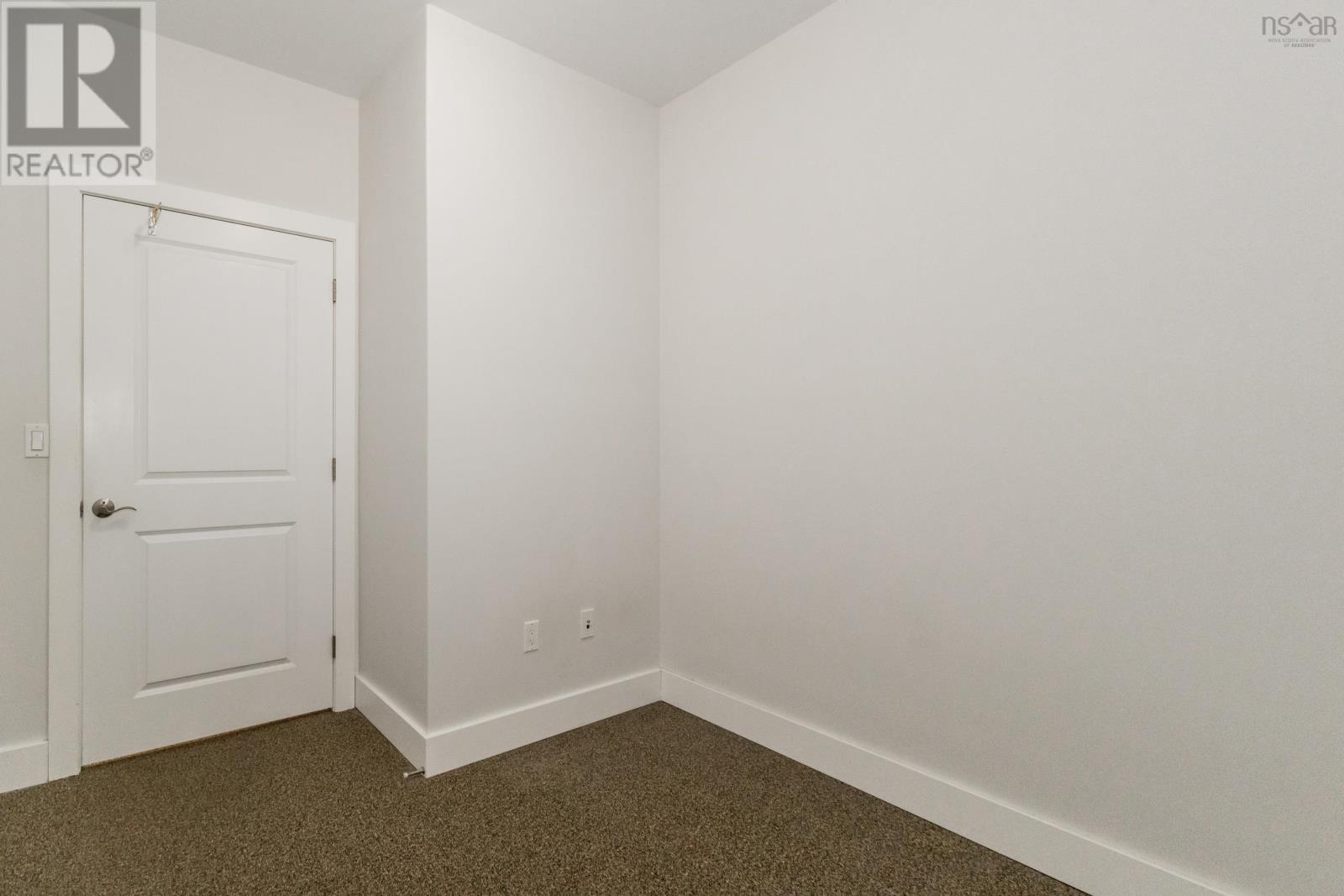 #302 24 HARBOURSIDE DRIVE - 14