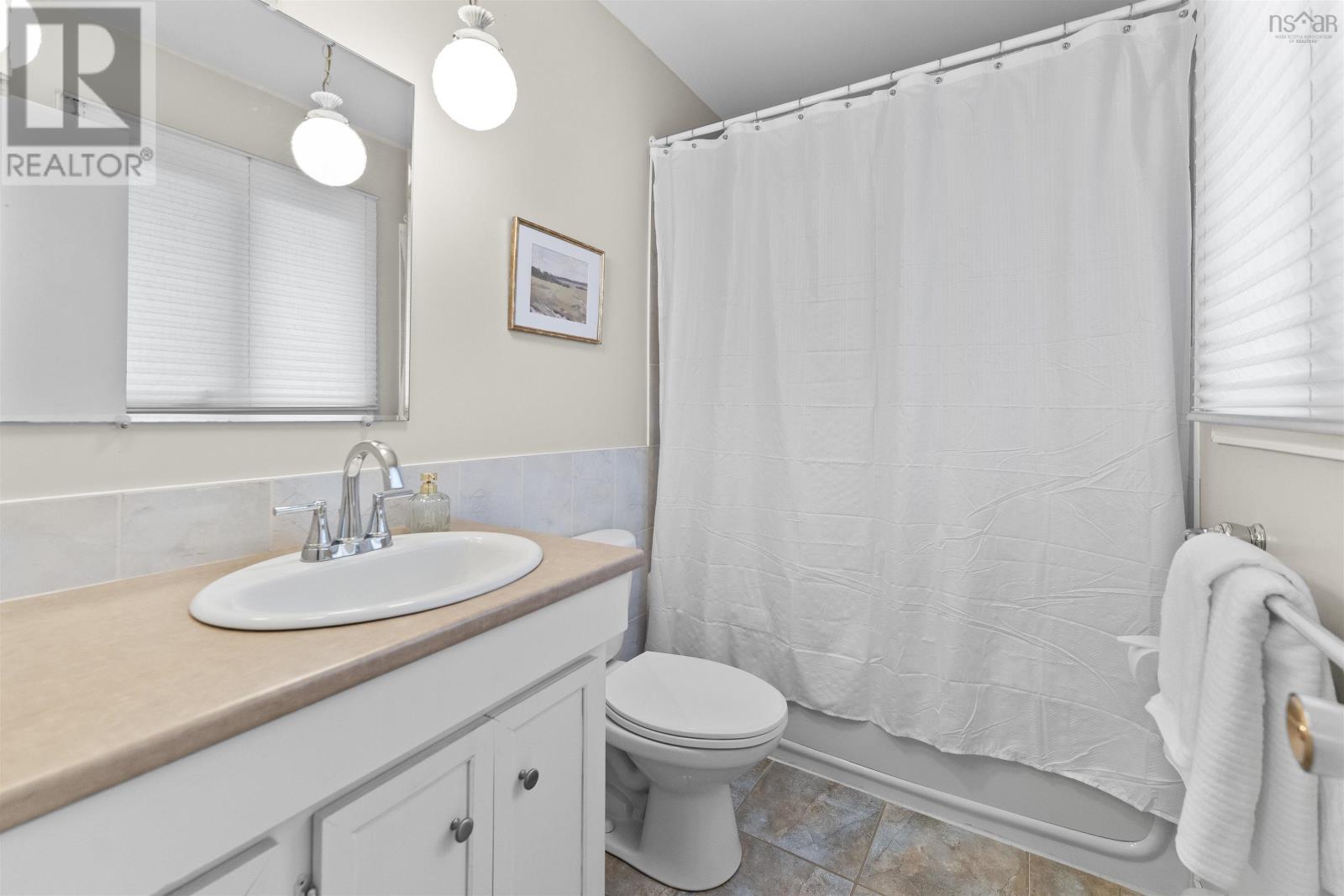 Property 33 of 49 of 29 Bow Street