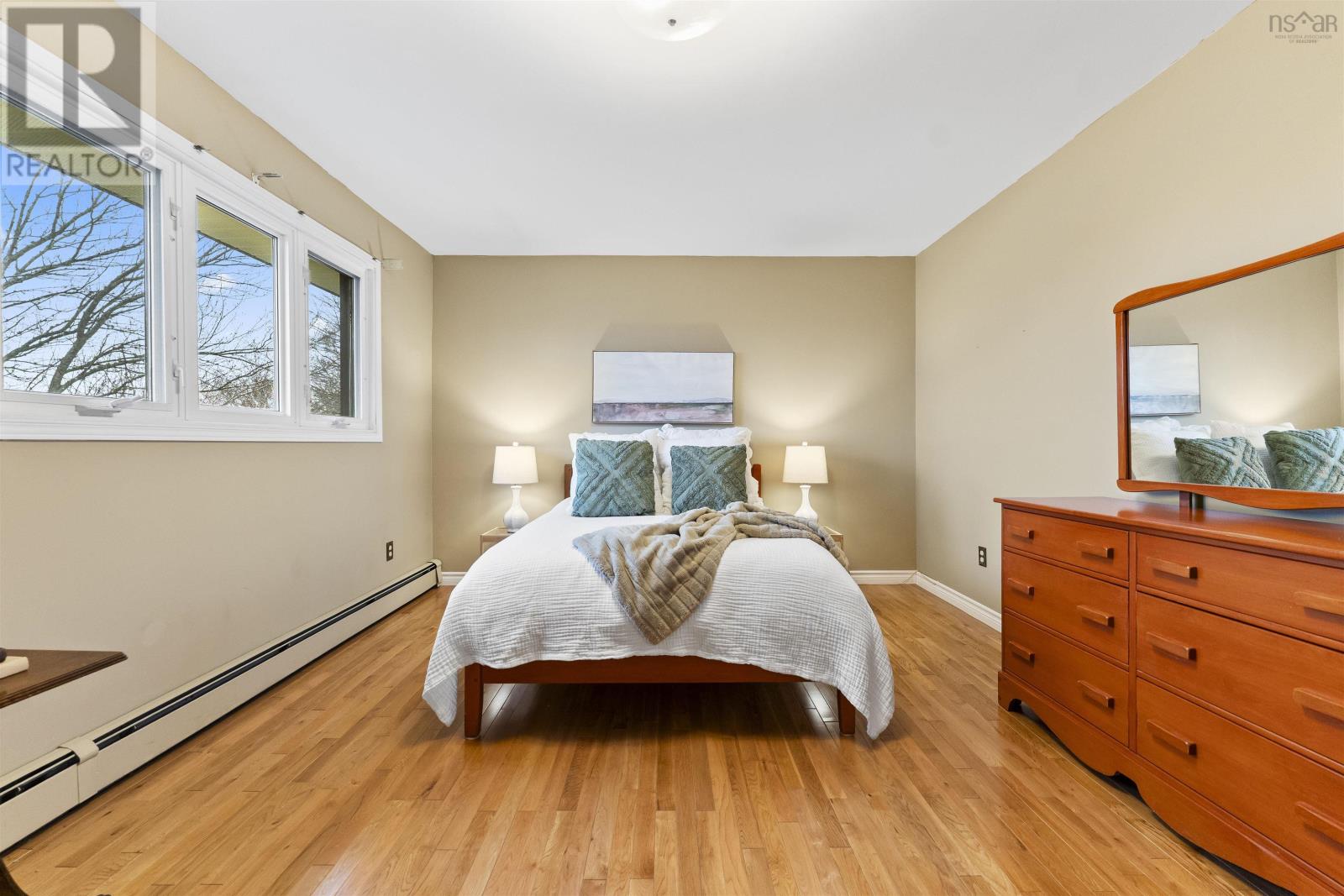 Property 31 of 49 of 29 Bow Street