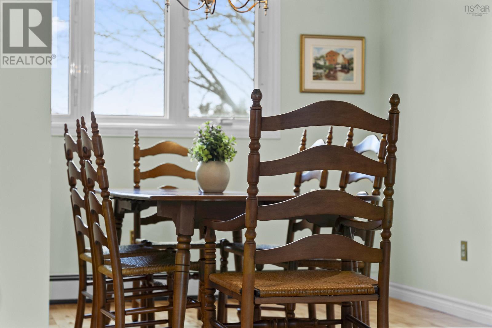 Property 12 of 49 of 29 Bow Street