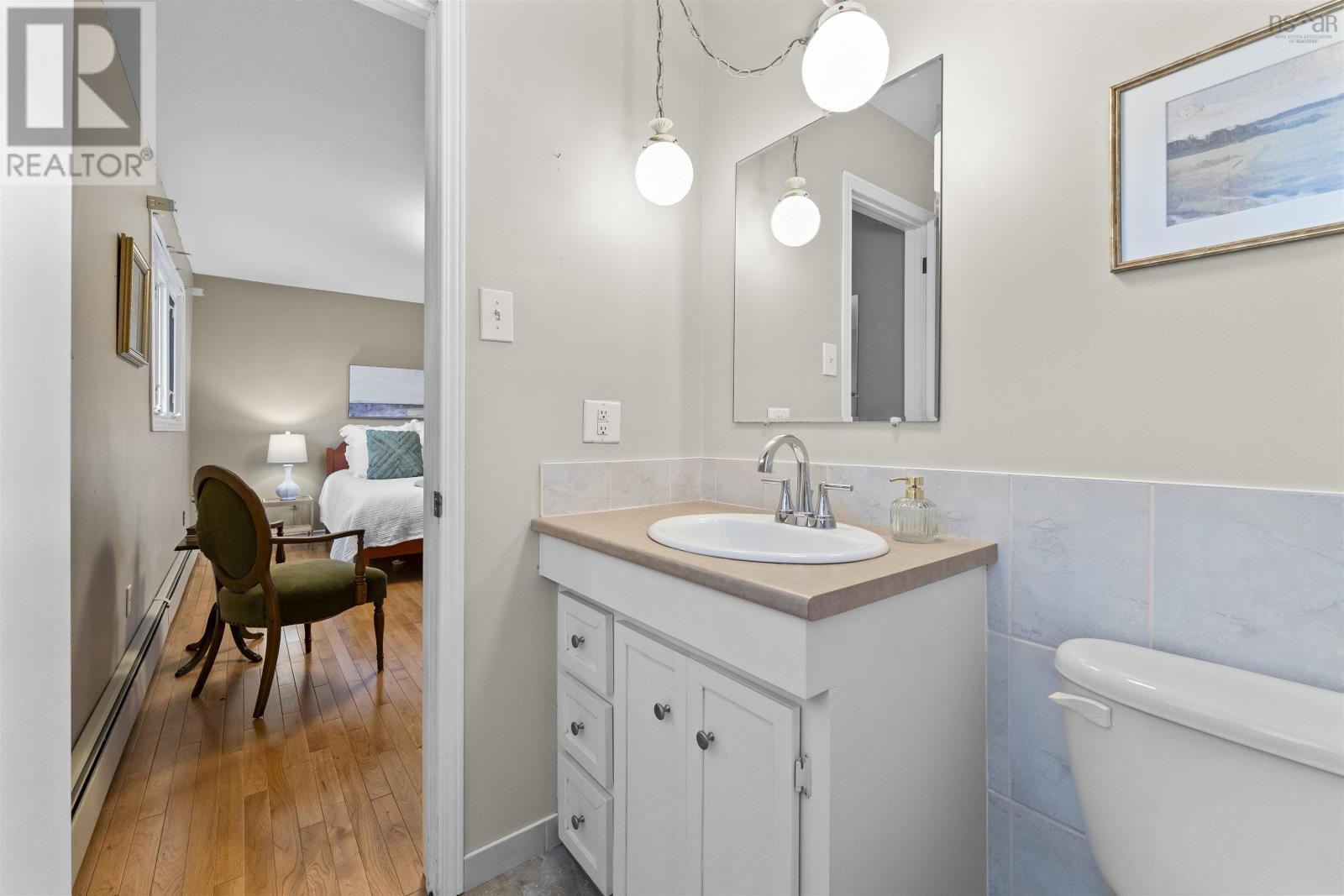 Property 34 of 49 of 29 Bow Street