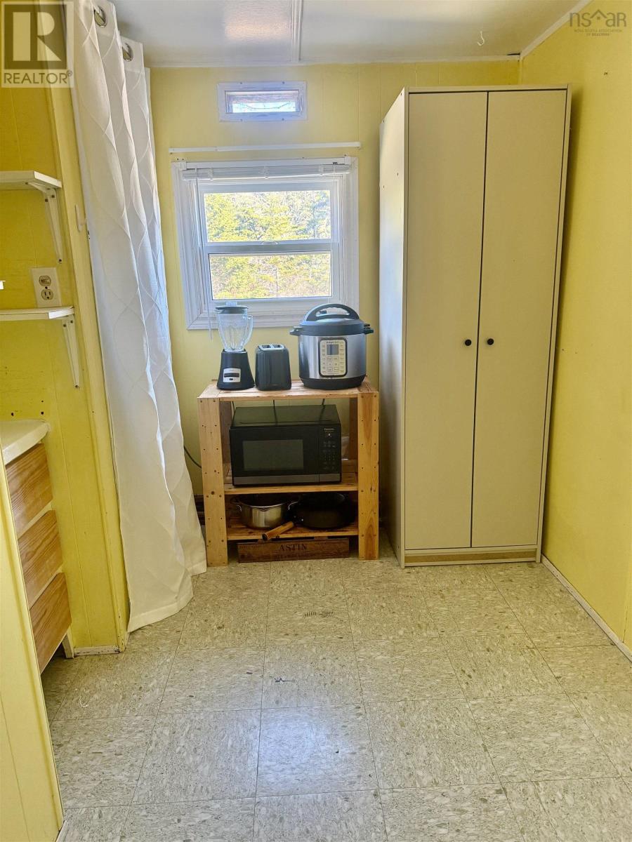 Property 11 of 18 of 4507 Highway 3