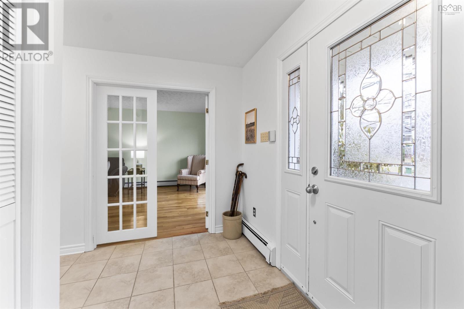 Property 6 of 49 of 29 Bow Street