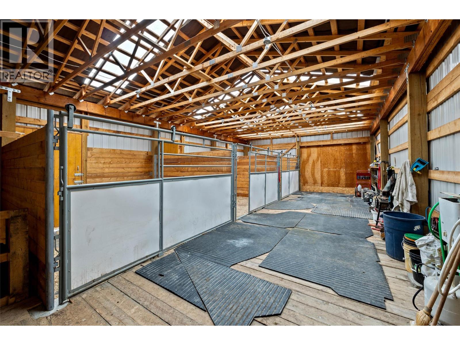 1190 TOMLIN ROAD - 24