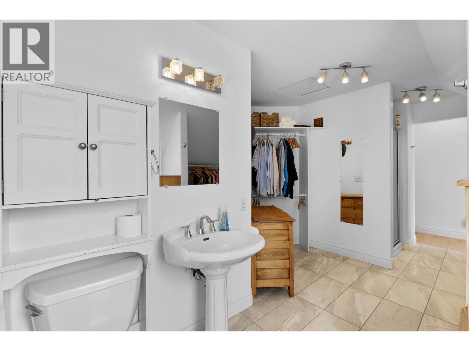 2079 Glenmohr Drive, Kamloops